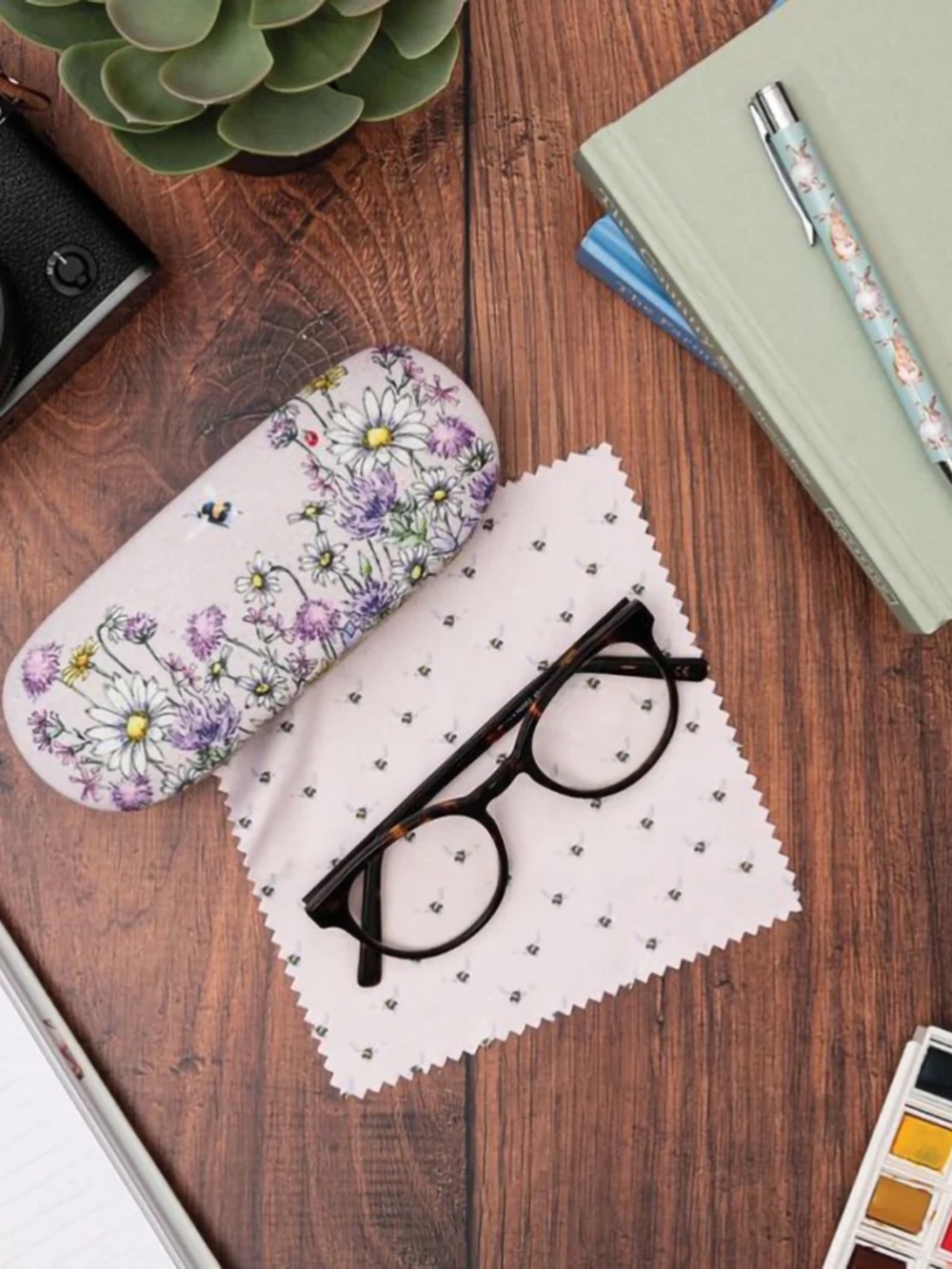 NWT Wrendale Designs : Bee Eye Glass Case - Just Bee-cause